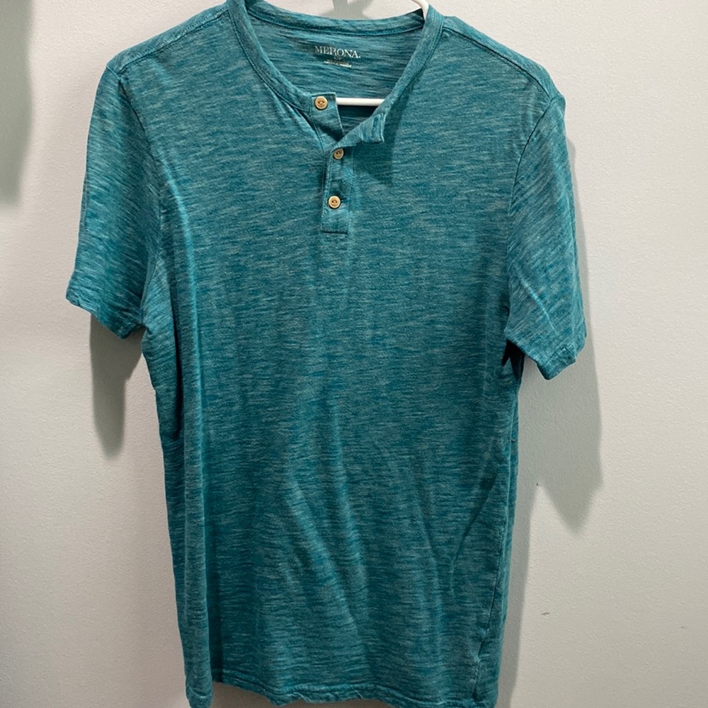 Merona casual Polo. Excellent condition.